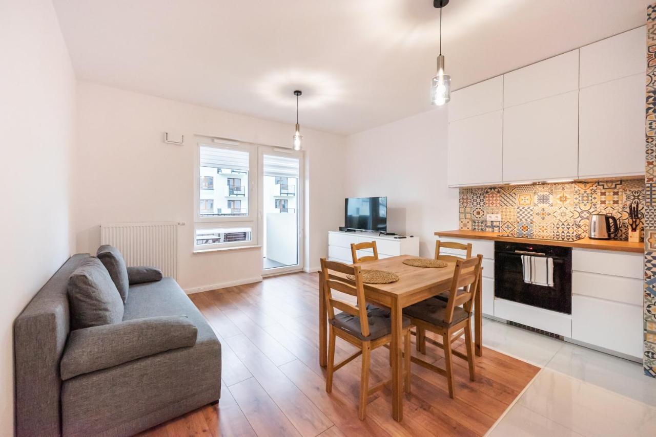 Apartment Saska Kepa Bright